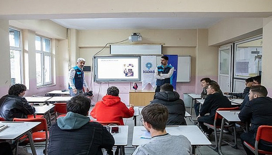 Önce sınıfta, sonra sahada ders alacaklar