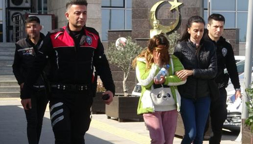 Balkona götürüp seni buradan atarım diyen kocasını bıçakladı