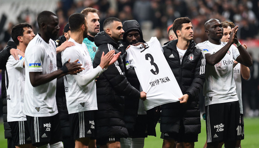Beşiktaşlı futbolculardan Tayyip Talha’ya destek Beşiktaşlı futbolculardan Tayyip Talha’ya destek