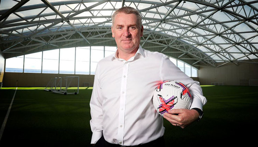 Leicester Citynin yeni teknik direktörü Dean Smith oldu