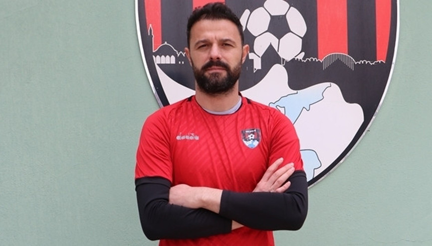 Van Spor kalecisi Haydar Yılmaz, Şenol Güneş’in rekorunu ele geçirdi Van Spor kalecisi Haydar Yılmaz, Şenol Güneş’in rekorunu ele geçirdi