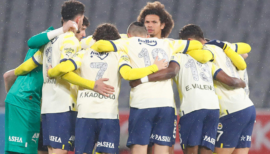 Fenerbahçede çifte ayrılık Emre Morun ardından bir İtalya yolcusu daha...