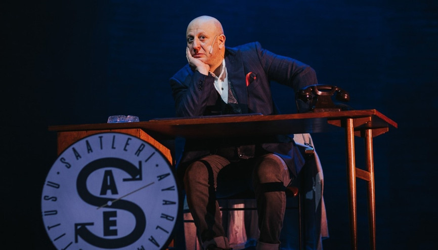 Hayri İrdal artık sahnede