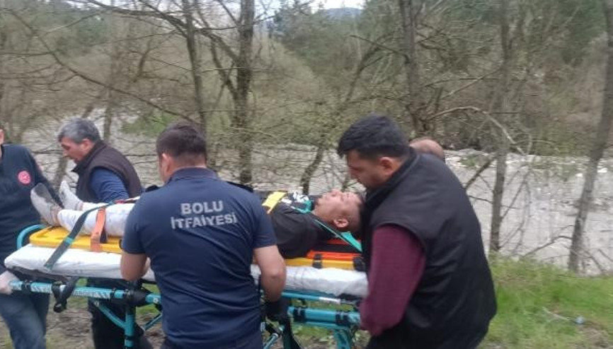 Devrilen TIRdaki yedek sürücü yaralandı (yeniden) Devrilen TIRdaki yedek sürücü yaralandı (yeniden)
