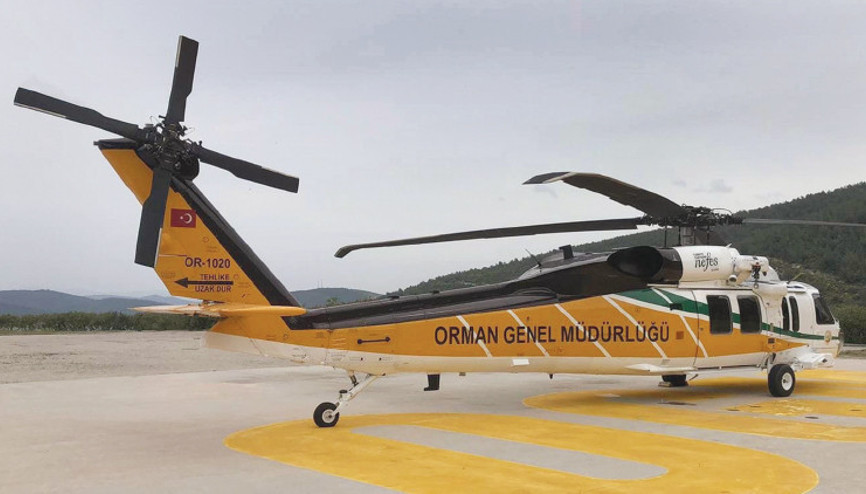 Sikorsky T-70 yangın söndürmeye hazır