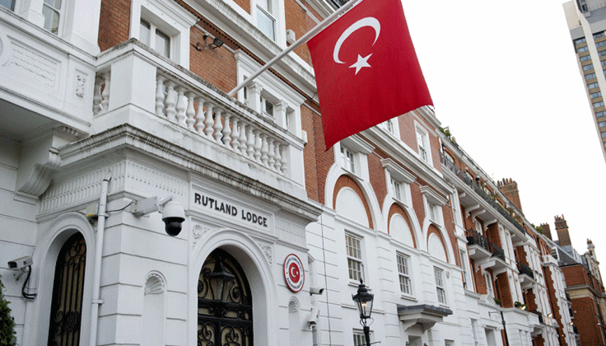 Oy kullanırken cep telefonu yasak