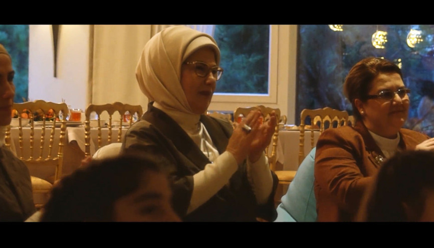 Emine Erdoğan: İftar soframız Sevgi Evlerimizde kalan çocuklarımız için kuruldu Emine Erdoğan: İftar soframız Sevgi Evlerimizde kalan çocuklarımız için kuruldu