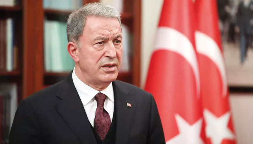 Bakan Akar: TCG Anadolu yarın İstanbulda vatandaşların ziyaretine açılıyor