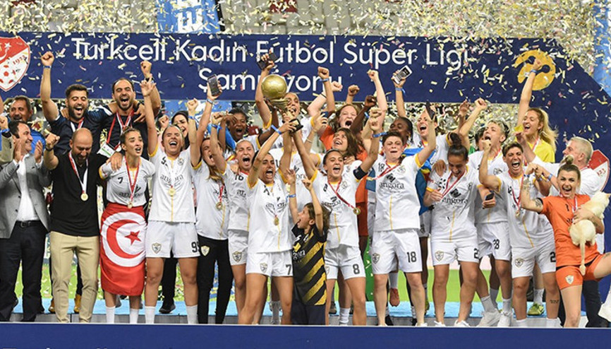 Turkcell Kadın Futbol Süper Ligi’nde Play-Off heyecanı