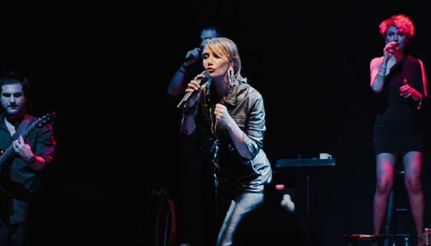 Toronto Massey Hallde Sıla rüzgarı esti