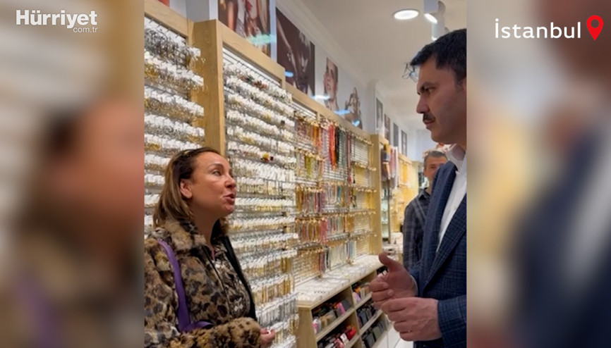 Bakan Kurum, esnaf ziyaretinde TOKİ talihlisi vatandaşla sohbet etti