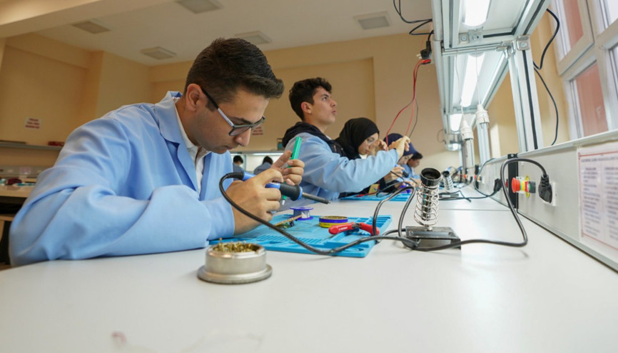 Meslek liselerinde hedef 3,5 milyar lira Meslek liselerinde hedef 3,5 milyar lira