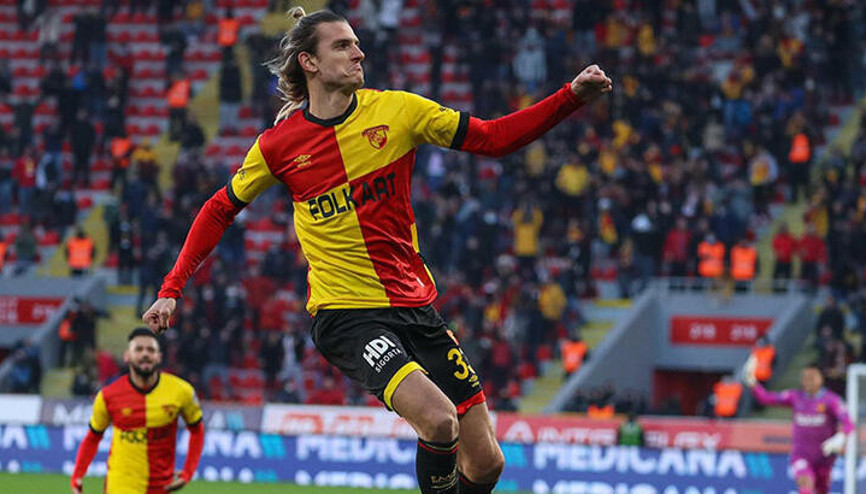 Göztepe’de Atınç Nukan rüzgarı