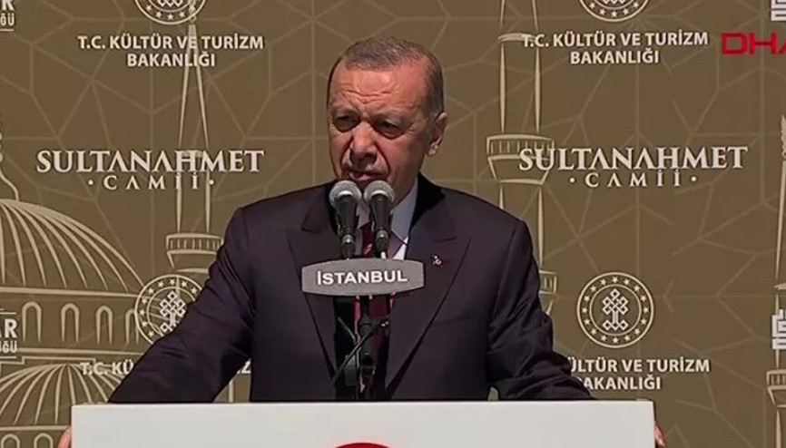 Cumhurbaşkanı Erdoğan, restorasyonu tamamlanan Sultanahmet Camisinin açılışına katıldı