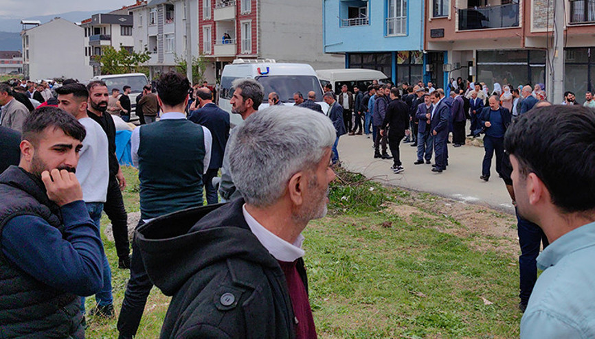 50 kişinin karıştığı kavgada 10 kişi yaralandı