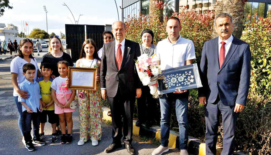 1 milyonuncu Maraş ziyaretçisi... KKTC Cumhurbaşkanı Tatar karşıladı