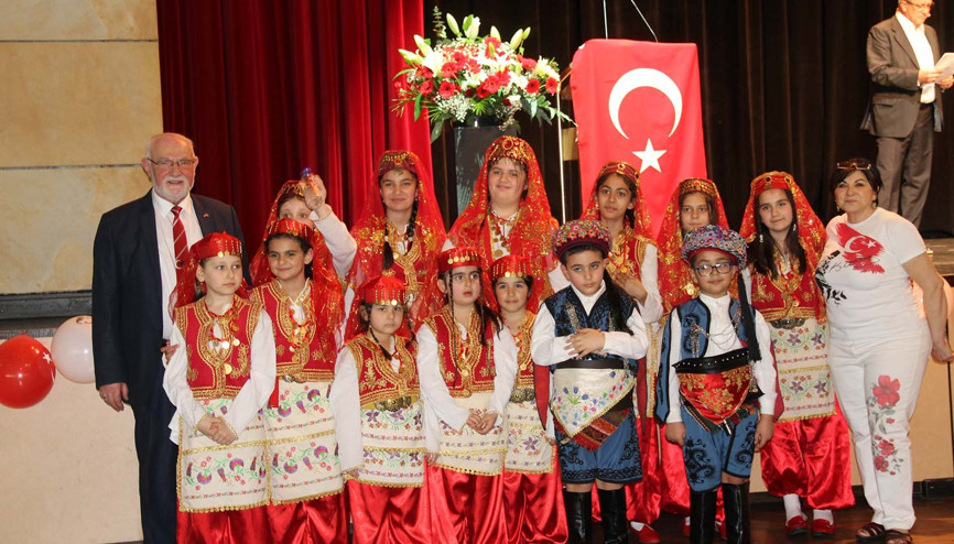 Almanya’da 23 Nisan coşkusu Almanya’da 23 Nisan coşkusu
