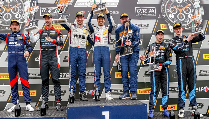 GT4 Avrupa Serisine çifte podyumlu başlangıç