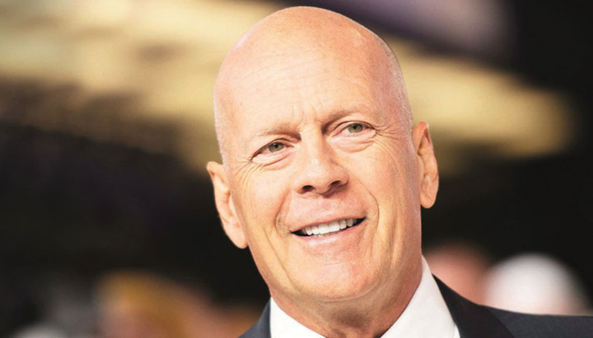 Bruce Willis dede oldu