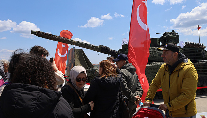 Altay tankına TEKNOFESTte yoğun ilgi Karaaslan: Bütün kritik unsurlara sahip bir tank