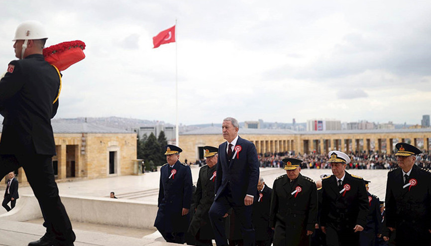 Bakan Akar, OYAK’ın 63. Olağan Genel Kuruluna katıldı