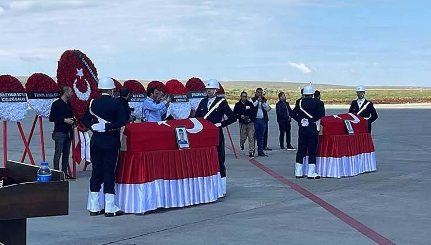 Tel Abyaddaki patlamada şehit olan 2 polisin cenazeleri memleketlerine uğurlandı