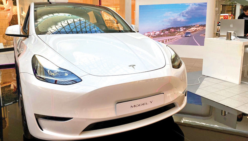 Tesla Anadolu yakasında pop-up mağaza açtı