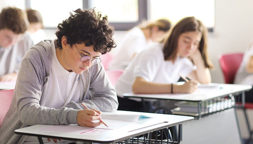 Lise sonlara devamsızlıktan kalma yok