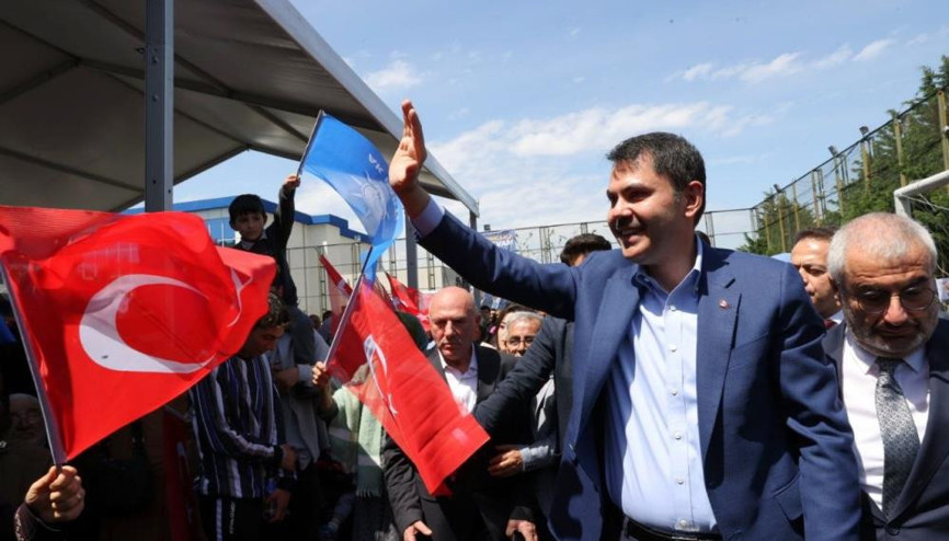 Bakan Kurum, Maltepe’de 3 ayrı mahallede müjdeler verdi