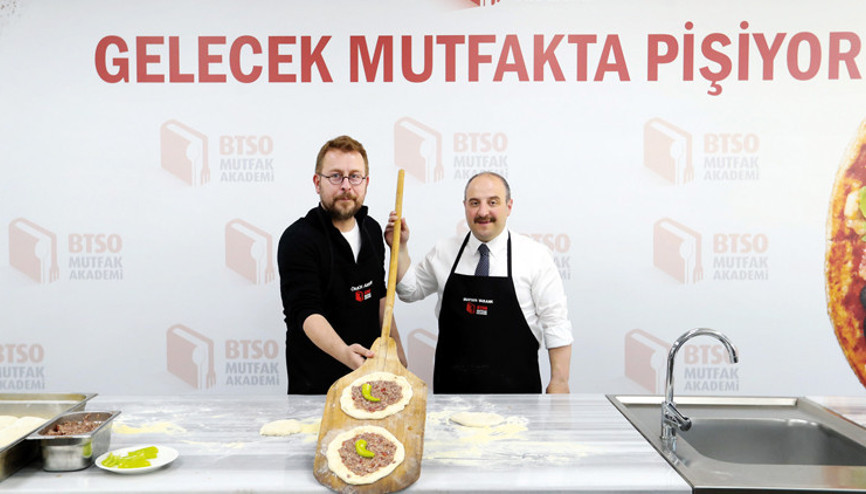 Gastronomi kazanında kaynayanlar
