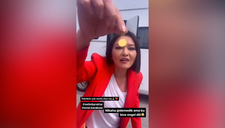 Sette çeyrek altın taktı