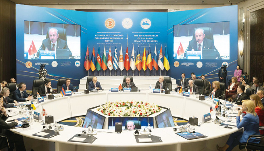Sıcak denizde diplomasi