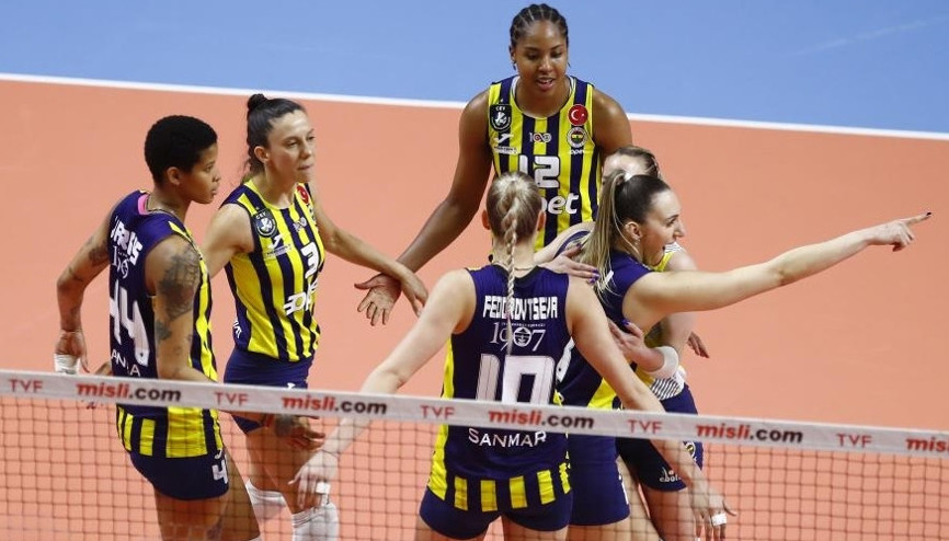 Fenerbahçe Opet final serisinde 1-0 öne geçti