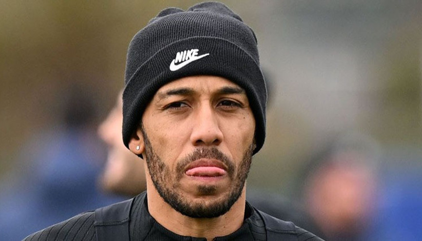 Aubameyang transfer haberini sosyal medyadan verdi