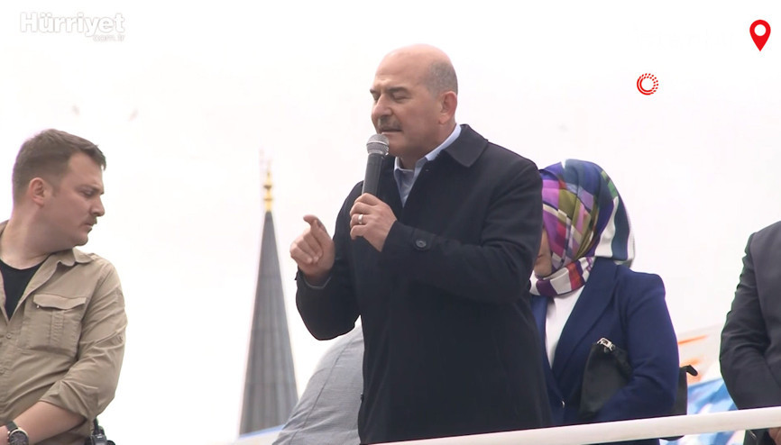 Bakan Soyludan konuşması sırasında müzik açan CHP standına tepki