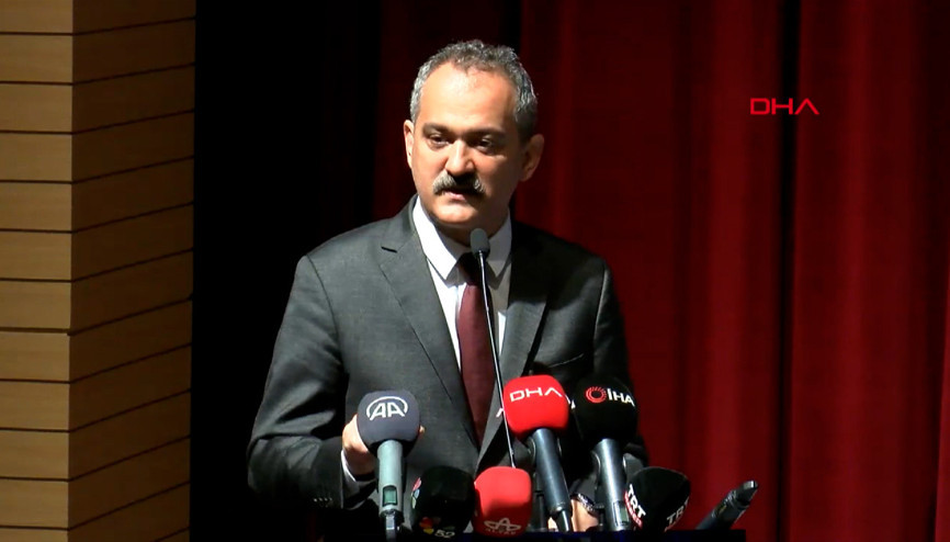 Bakan Özerden okul öncesi eğitimde ücretlendirme ile ilgili açıklama Bakan Özerden okul öncesi eğitimde ücretlendirme ile ilgili açıklama