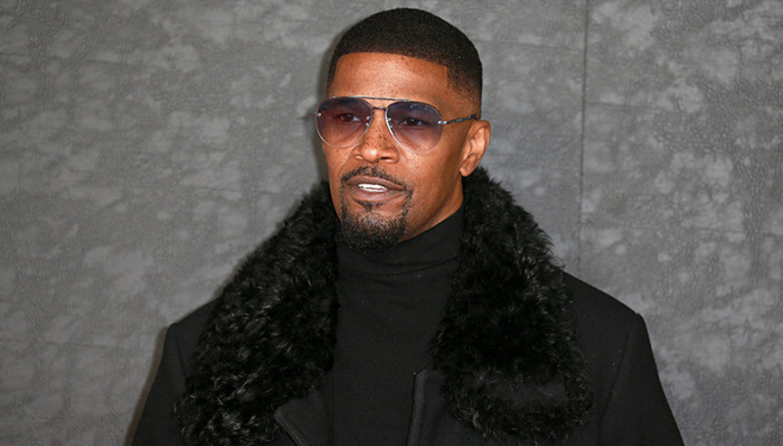 Ünlü oyuncu film setinde rahatsızlanmıştı... Bir aydır haber gelmiyor: Hayranlarının endişeli bekleyişi sürüyor Ünlü oyuncu film setinde rahatsızlanmıştı... Bir aydır haber gelmiyor: Hayranlarının endişeli bekleyişi sürüyor