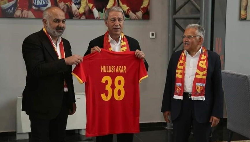 Bakan Akar’dan Kayserispora ziyaret