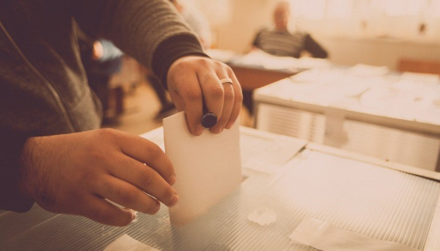 Oy pusulası nasıl katlanır Pusulaya mühür bulaşırsa ne olur, oy geçersiz sayılır mı Oy kullanırken dikkat edilmesi gerekenler
