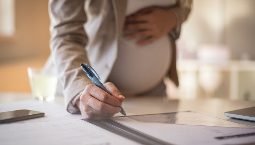 BİR SORUDAN FAZLASI | Yöneticim hamile kalmamam için baskı yapıyor, ne yapacağım