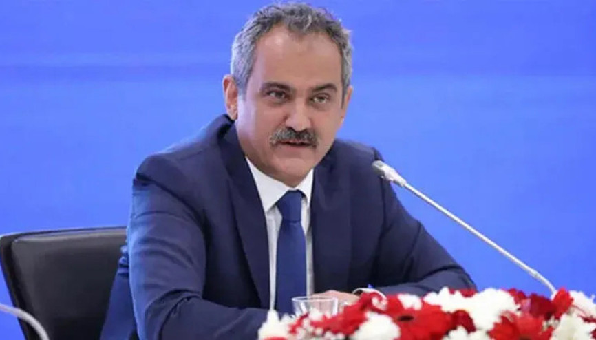 Bakan Özer: Deprem bölgesinden nakil aldıran 77 bin 647 öğrenci illerine döndü