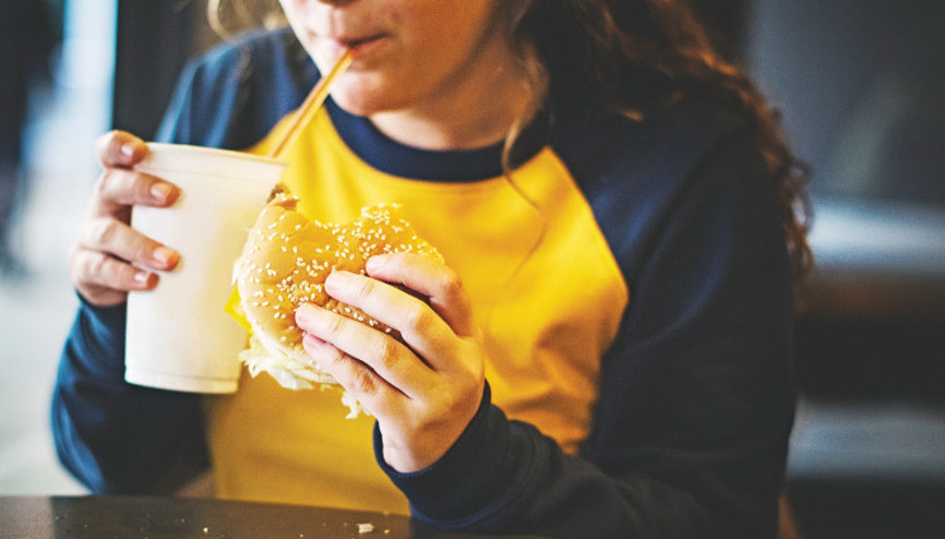Çocuğunuzun ödülü hamburger olmasın Çocuğunuzun ödülü hamburger olmasın