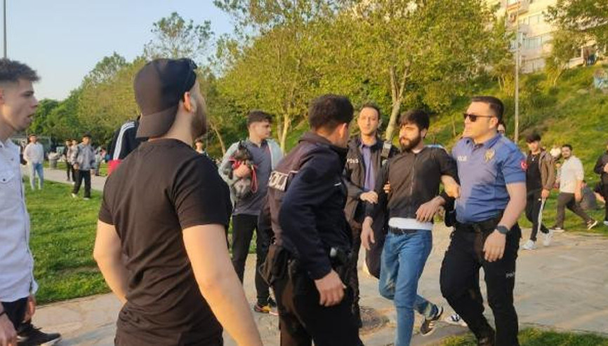 Kadıköyde hareketli anlar :4 gözaltı