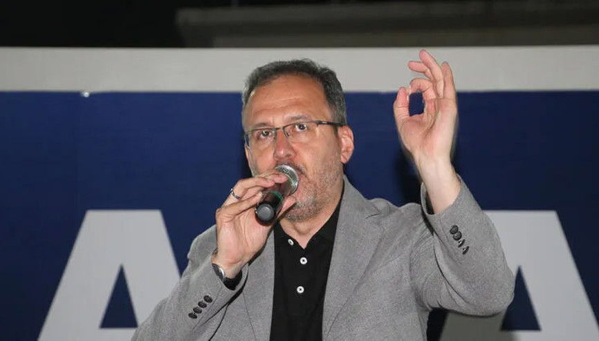 Bakan Kasapoğlu Selendi ve Kula ilçelerinde vatandaşlara hitap etti