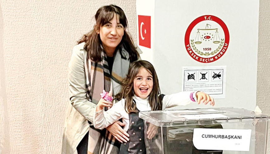 Yurtdışı örnek olsun Rehavete kapılmadan sandıklara koştular: Rekor bekleniyor
