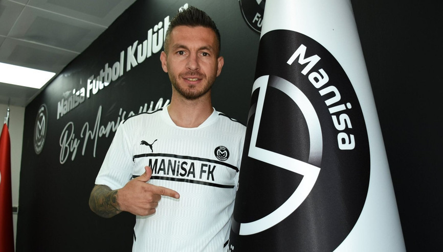 Manisa FK’da Adem Büyük takımdan ayrıldı