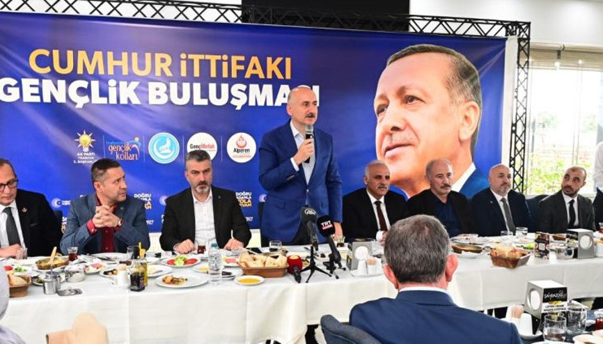 Bakan Karaismailoğlundan gençlere “Sandıklara sahip çıkın çağrısı