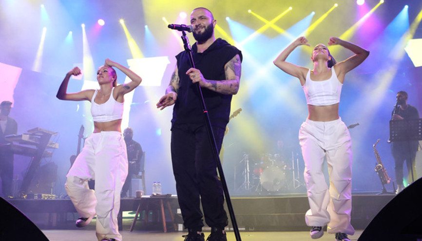 Berkay, açıkhava açılışını Kuruçeşmede yaptı Berkay, açıkhava açılışını Kuruçeşmede yaptı