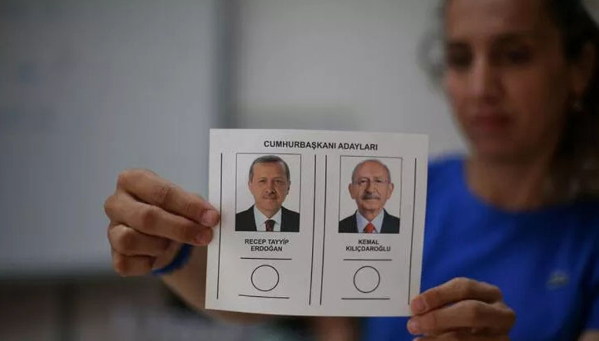 Türkiye cumhurbaşkanını seçiyor İkinci tur için oy verme işlemi sürüyor