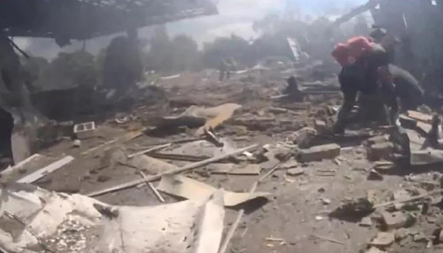 Rusya, Donetsk bölgesini vurdu Ölü ve yaralılar var